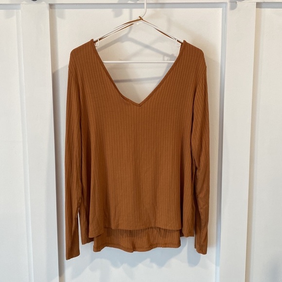 LOVE, FIRE v-neck ribbed long sleeve top - Picture 7 of 8